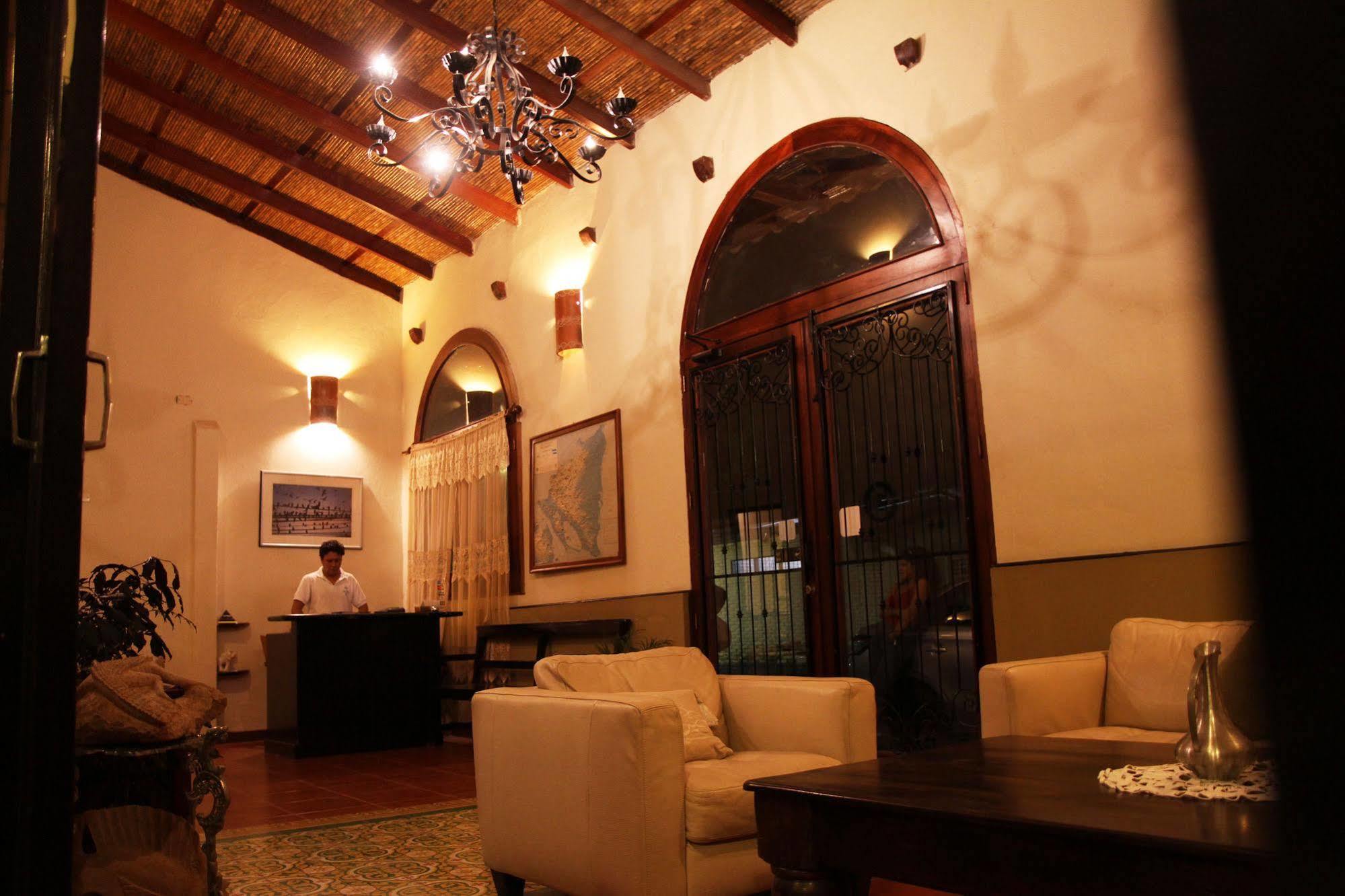 Hotel Los Altos Estelí Екстериор снимка